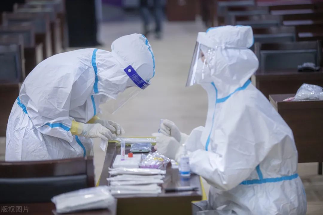 各大城市首轮感染高峰期何时到来,全国各城市感染高峰进度准不准