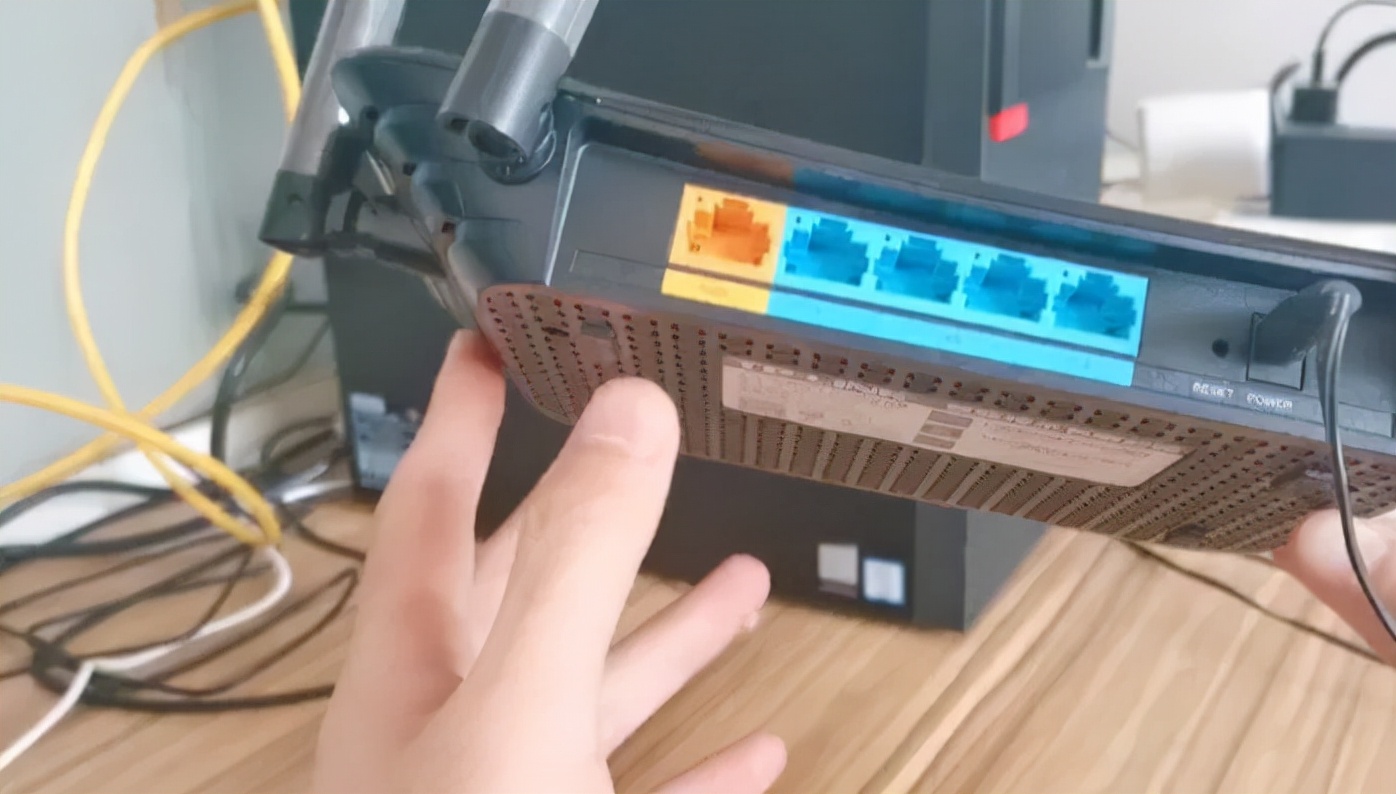 每天重启路由器网速慢吗,路由器每天都要重启一次网速才快