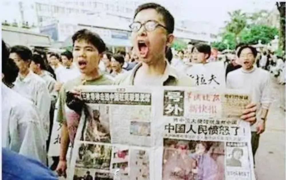 为祖国尊严而战！8万黑客扬我国威，怒将*旗国**插到美国白宫官网