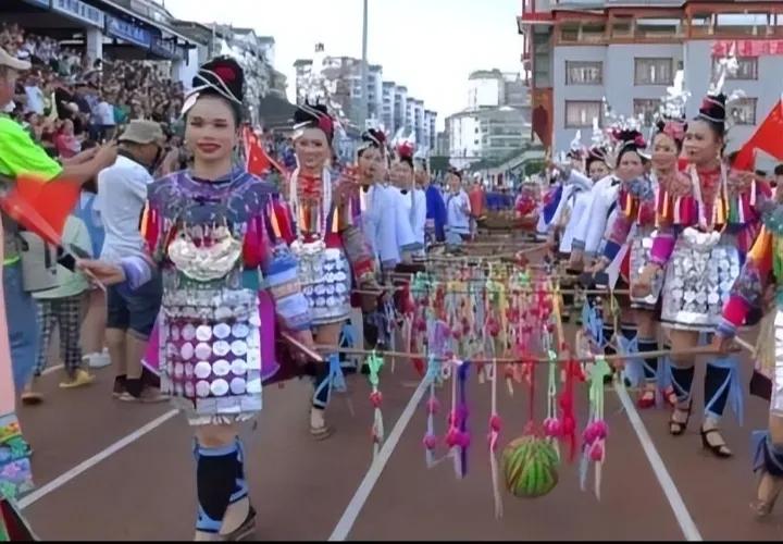 贵州村超足球赛现场直播,贵州“村BA”篮球赛火出圈