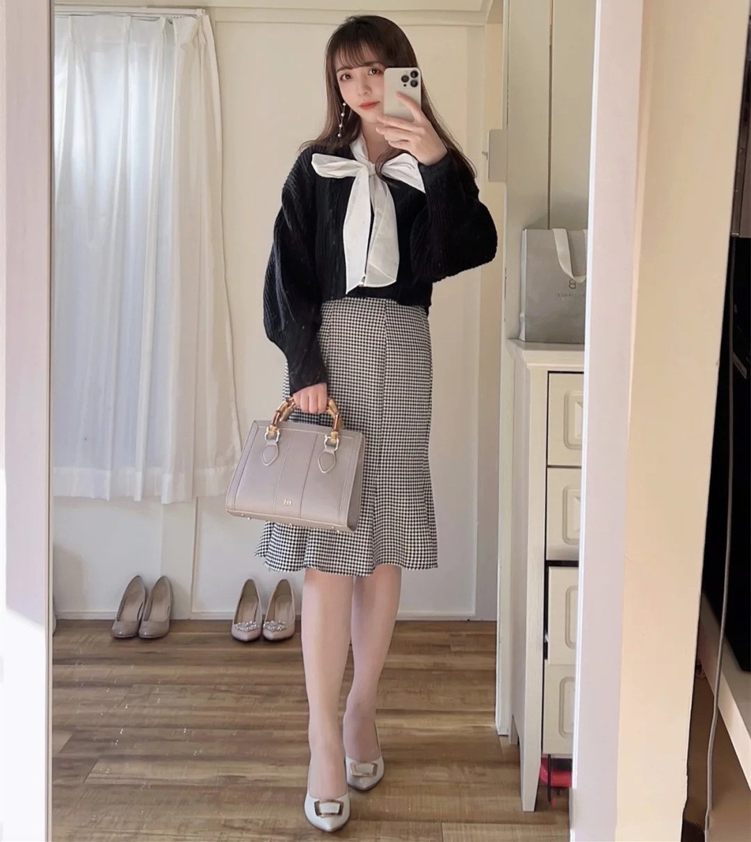 女子模仿日杂穿搭惊艳众人！网友：我缺的是衣服吗？是她的身材