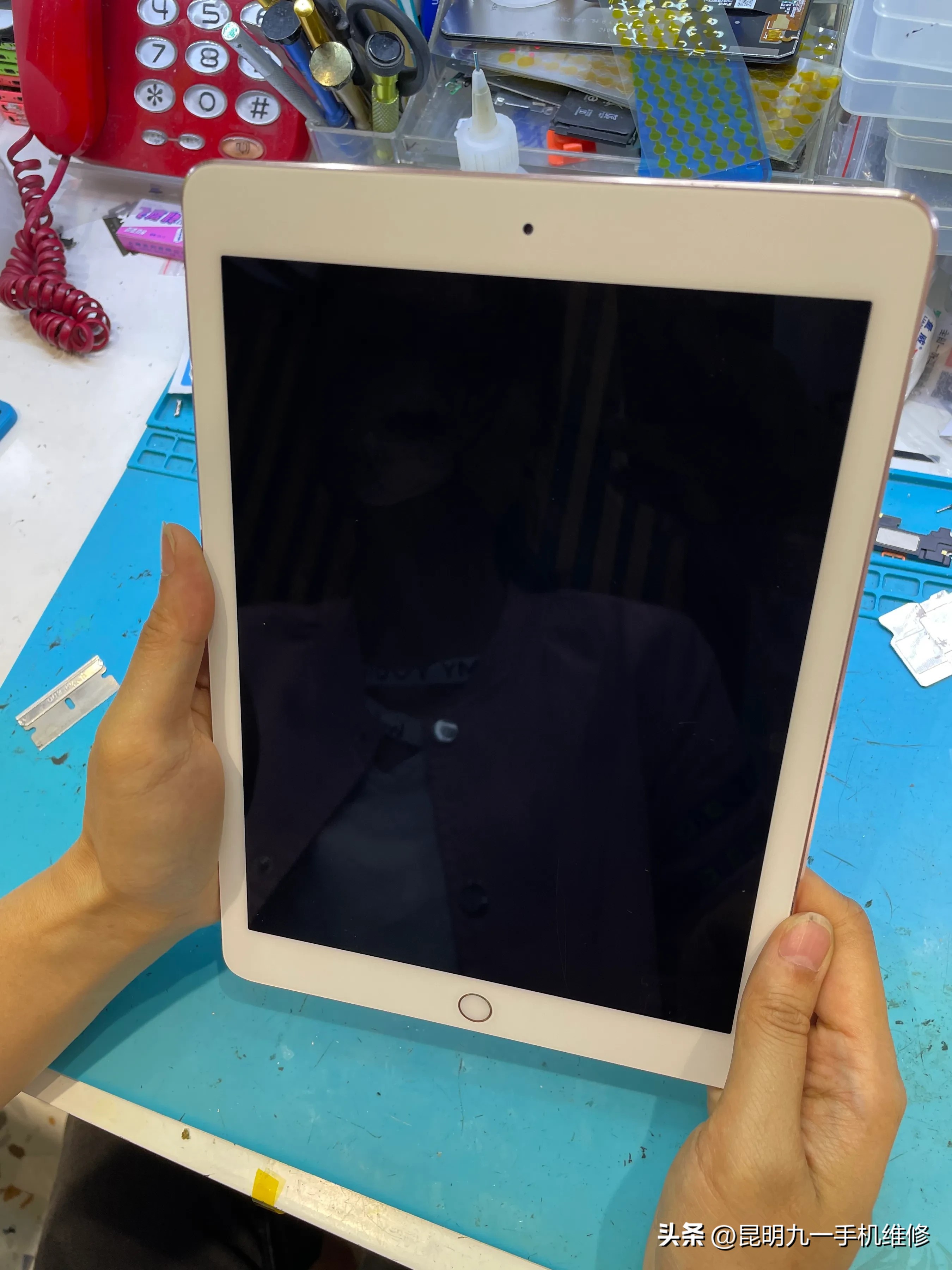 ipadpro无法开机怎么回事,ipad一直显示电池图标无法开机