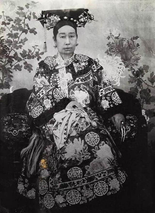 1937年日本侵略中国动用多少兵力,日本当年侵略中国是怎么开始的