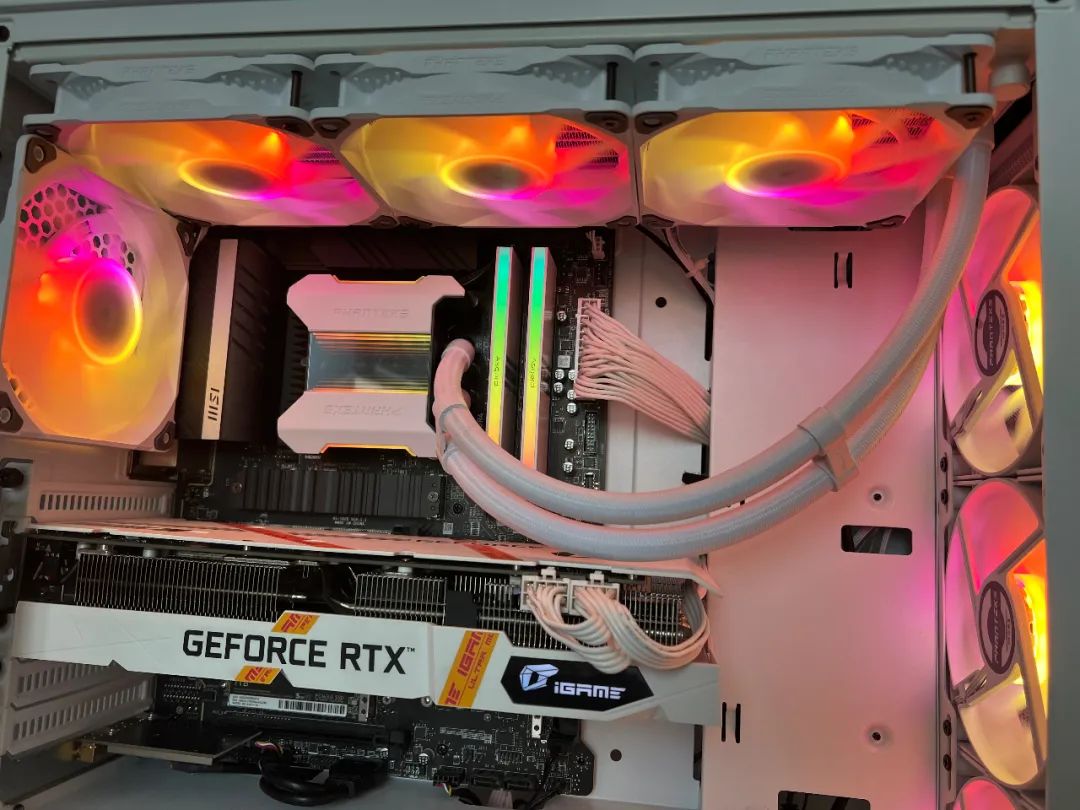 i712700b660m鍐呭瓨瓒呴,i77700hq瓒呴鏁欑▼