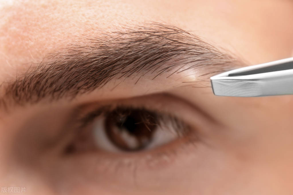 为什么头发眉毛都是直的，阴毛却是卷的？医生一次性说个明白