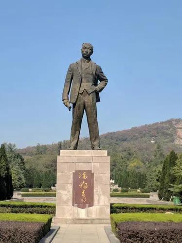 陈独秀有几个儿女,陈独秀一生结过几次婚有几个孩子