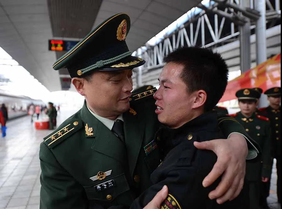 当兵12年安排工作后没退伍费吗,当兵十二年安排工作有退伍费吗