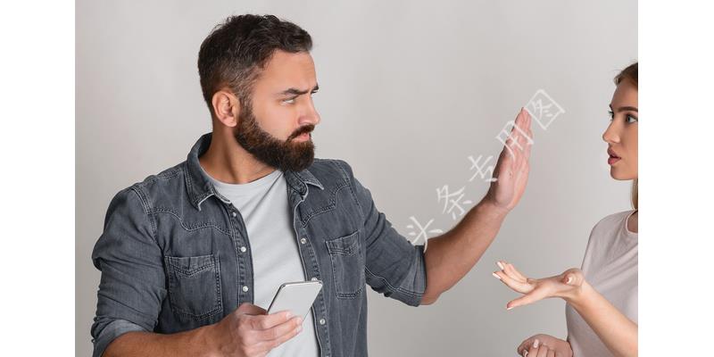 妻子患病被拒赔15万,妻子病危付不起天价医药费