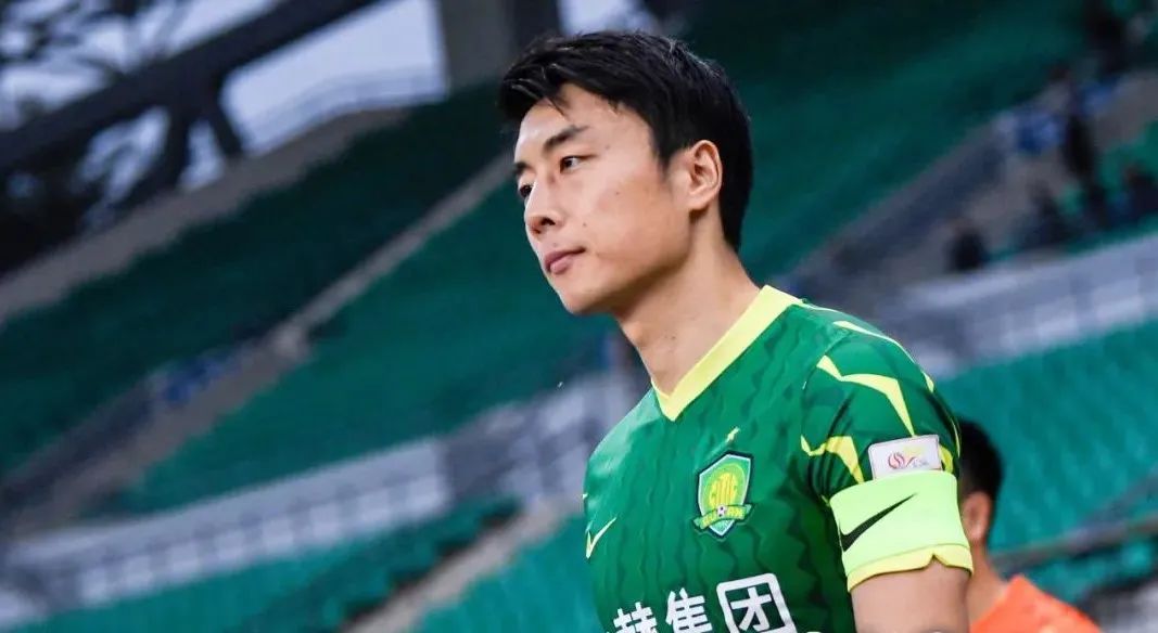 队长袖标为什么那么贵,队长袖标是干嘛的