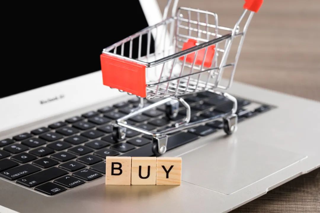 金手镯卖假货怎么处罚,网上买的首饰是假的怎么维权