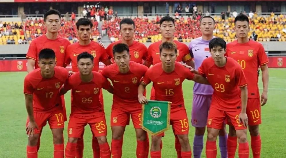 国足再启航足球之夜完整版,国足重返世界杯赛场