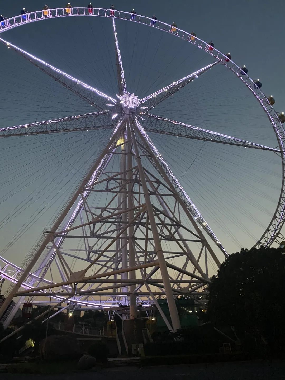 小布摄影团丨魔都夜生活的N种打开方式，快收藏起来→