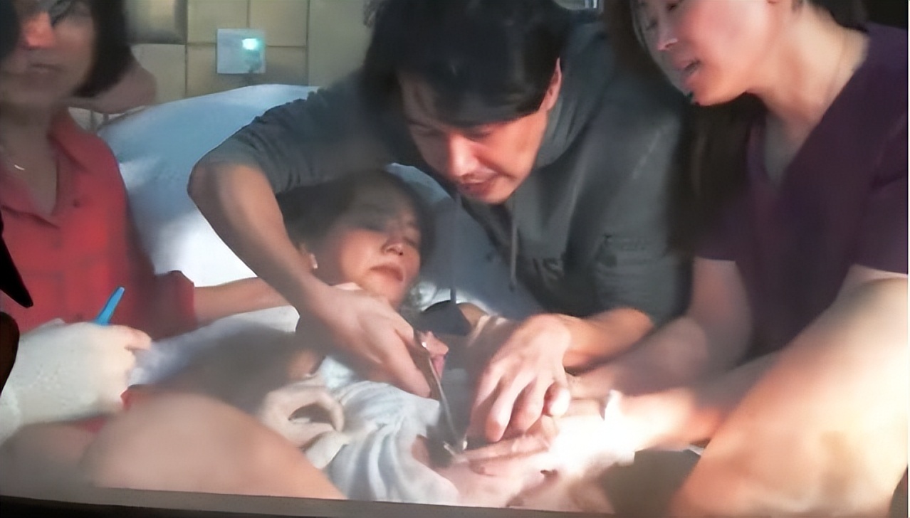 SHE生孩子视频曝光，尺度这么大？