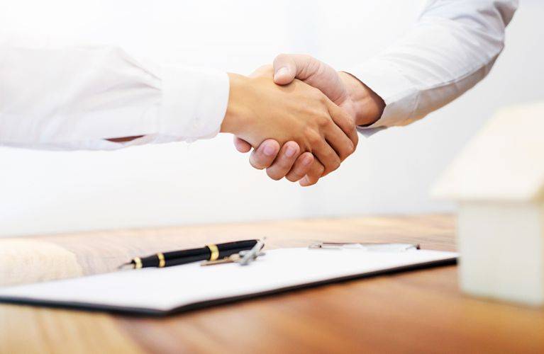 微信群批发式成交,微信群如何吸引客户让客户来找你