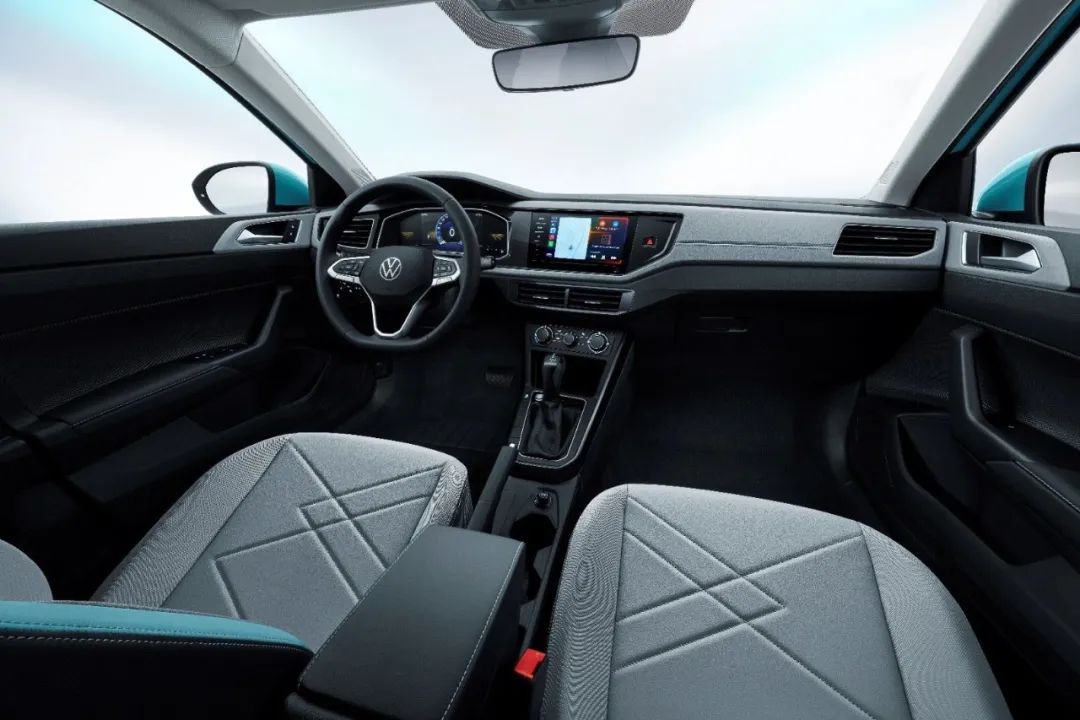 10-15万这几款自主家轿性价比极高,最低10万年轻人专属家轿动静皆宜