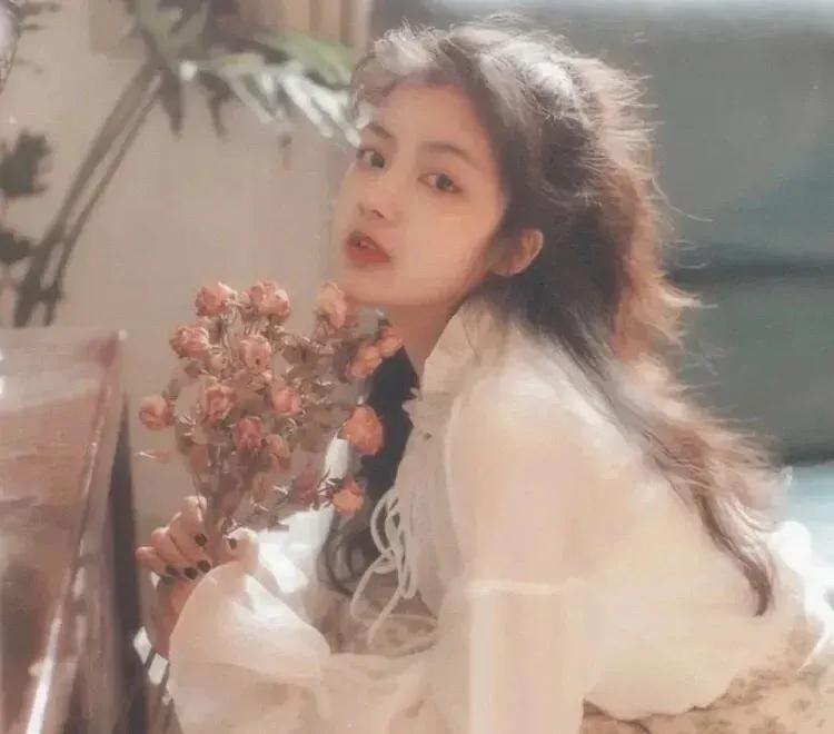 女生头像氛围感高级ins,头像高级质感氛围感