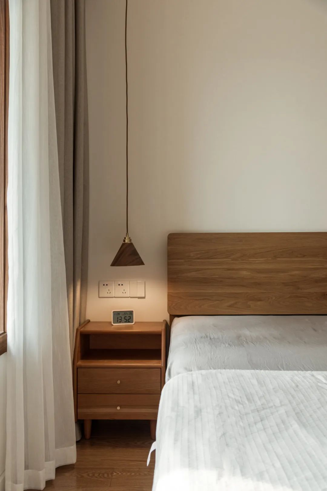 北京夫妻的120㎡新家火了，全屋刷大白墙，却有藏不住的高级感