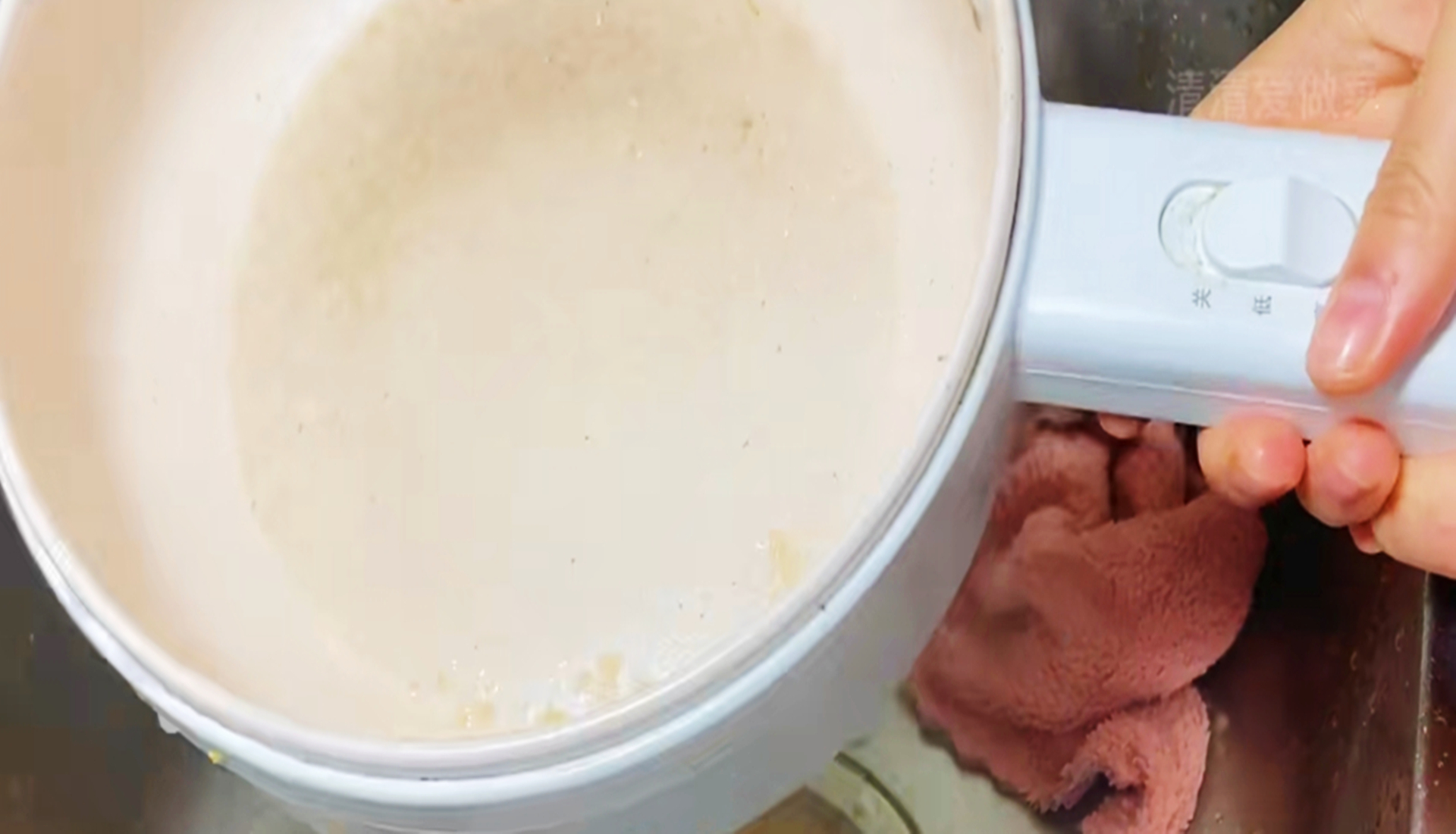 处理烧焦的锅的方法,炒锅锅底烧焦怎么处理