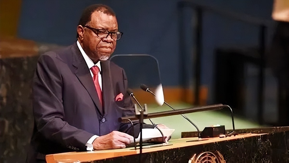 中国援助纳米比亚4000吨大米,中国援助450吨粮食