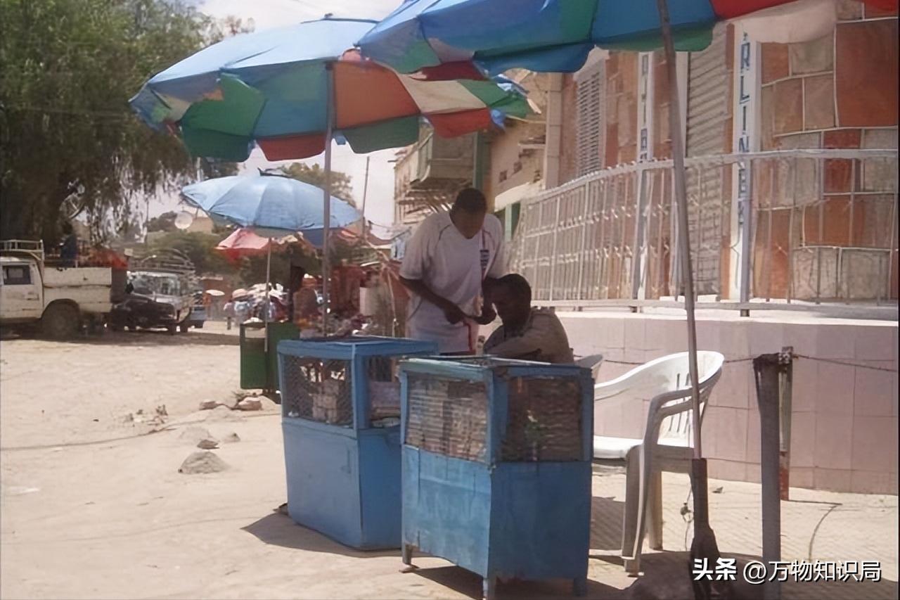 非洲索马里兰人用麻袋装钱，却个个瘦骨嶙峋，这是为什么