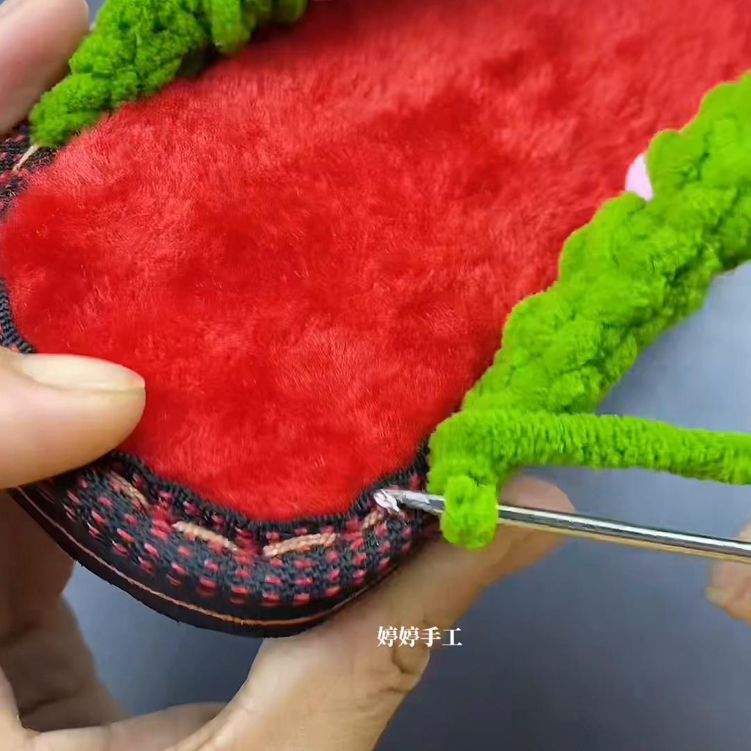 钩拖鞋草莓花样图案大全,冰条线草莓拖鞋教程全过程