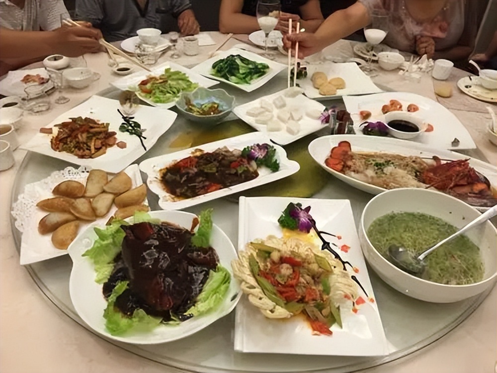 老板开餐饮店的利润,餐饮老板真正能挣钱的玩法