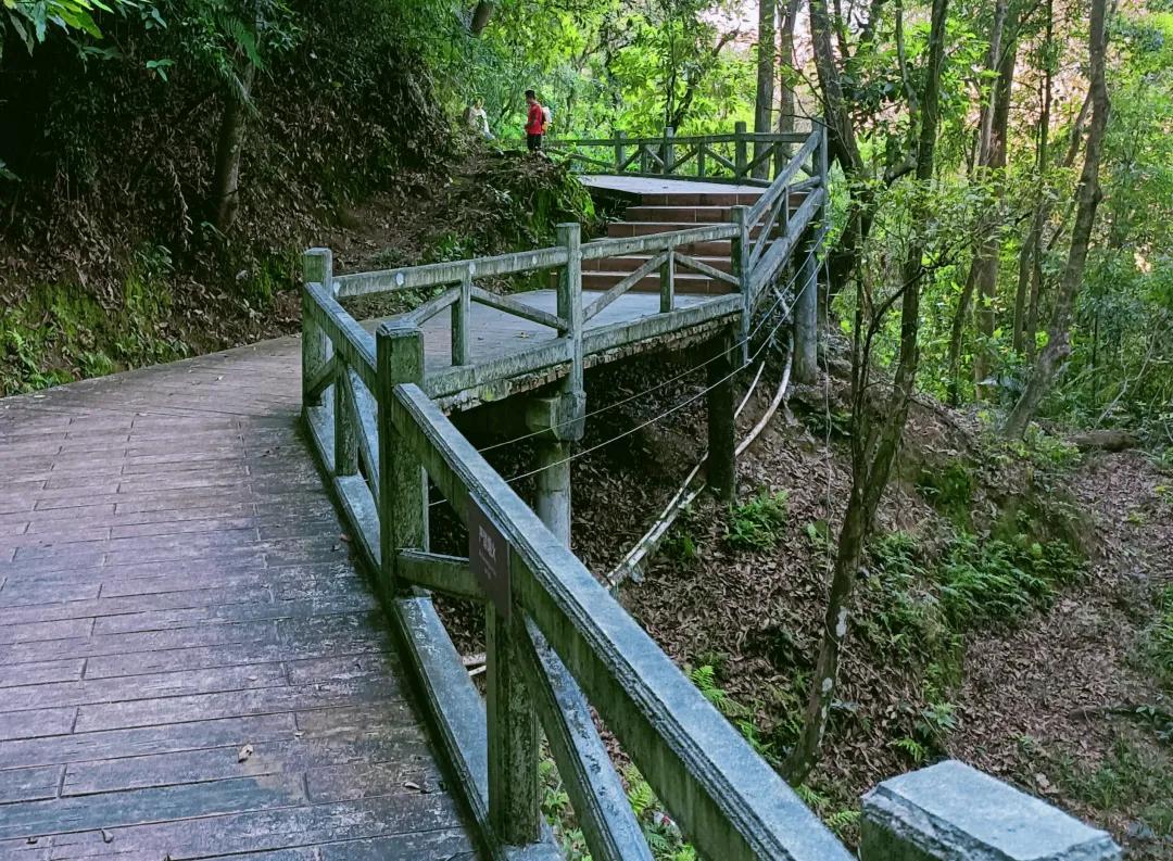 四会奇石河景区的银龙大瀑布,肇庆出发2-3天短途旅游推荐