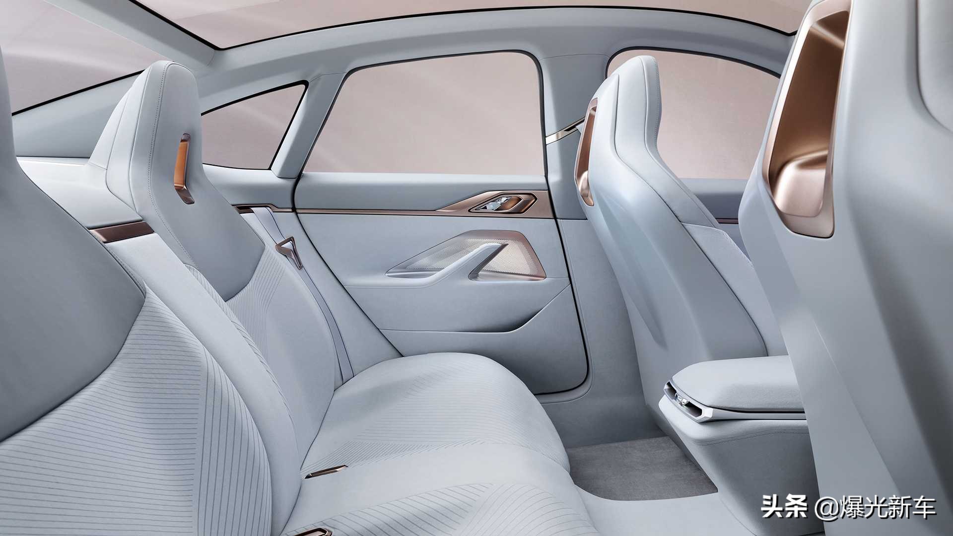 宝马I4新款多少钱,新款宝马i4上市售价42.99万元