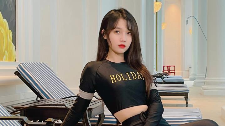 引导女生付出沉没成本,引导女生对自己付出物质价值