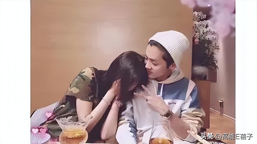 鹿晗关晓彤游日本被偶遇原视频,鹿晗关晓彤日本同游新闻