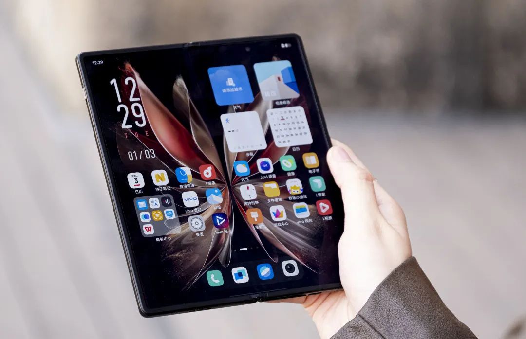 vivoxfold和华为matex2哪个好,vivoxfold2