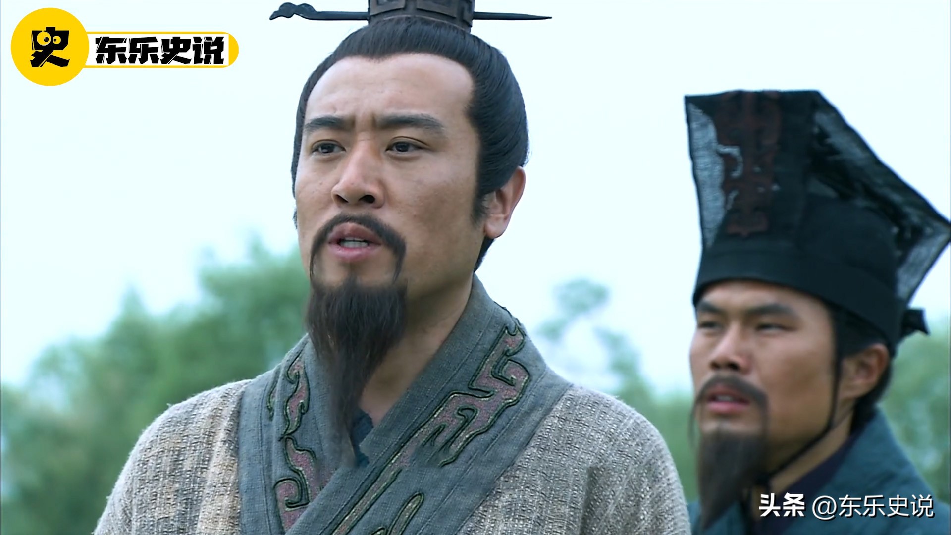 三国85：张飞醉酒质疑诸葛亮，叫来关羽*反造**，周郎赔了夫人又吐血