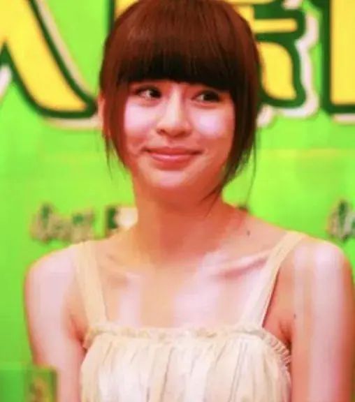 40岁王心凌为何翻红,王心凌最近是凭借什么翻红的