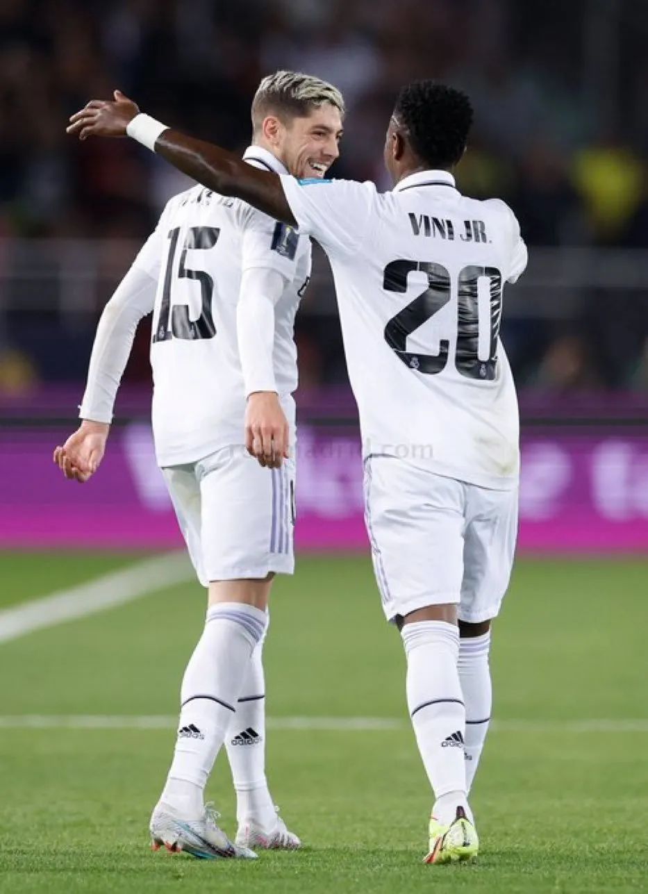 皇马100分夺冠赛季,皇马100个冠军