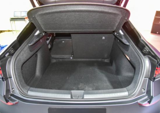 21款凌渡和21款思域哪个值得入手,凌渡1.8t和思域1.5哪个好