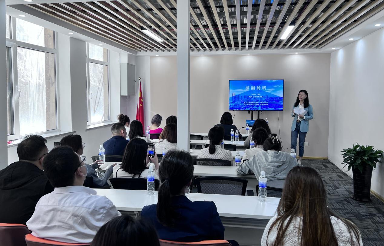 520以爱之名致敬了不起的创业者——乐创市北创业公益课堂开讲