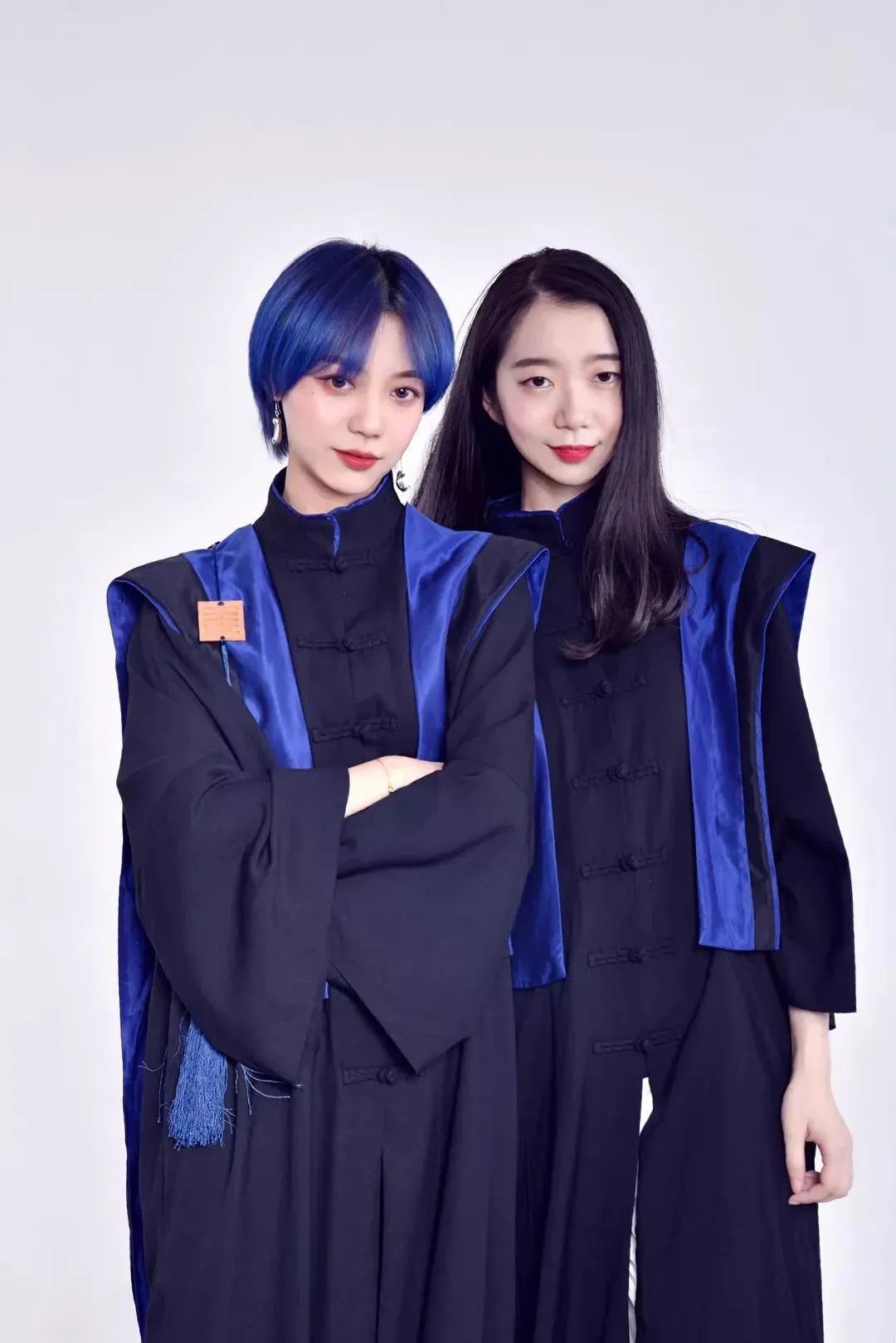 九大美院学士服哪个最漂亮,哪个学校的学士服最好看