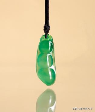 2000万翡翠、200万祖母绿，直击2022西泠印社春拍，秒懂珠宝行情