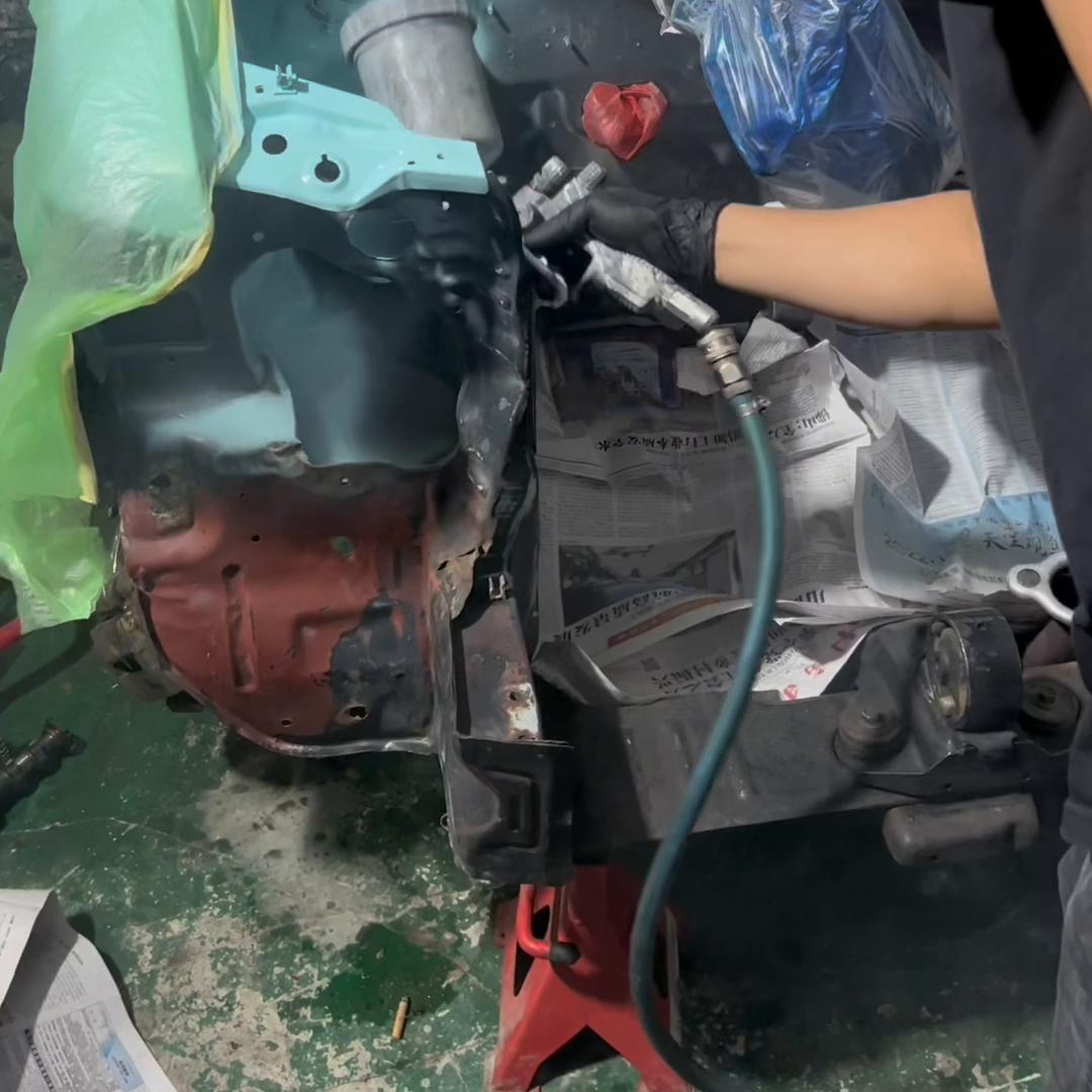 北斗星汽车翻新油漆改造全过程,北斗星汽车翻新整备全过程视频