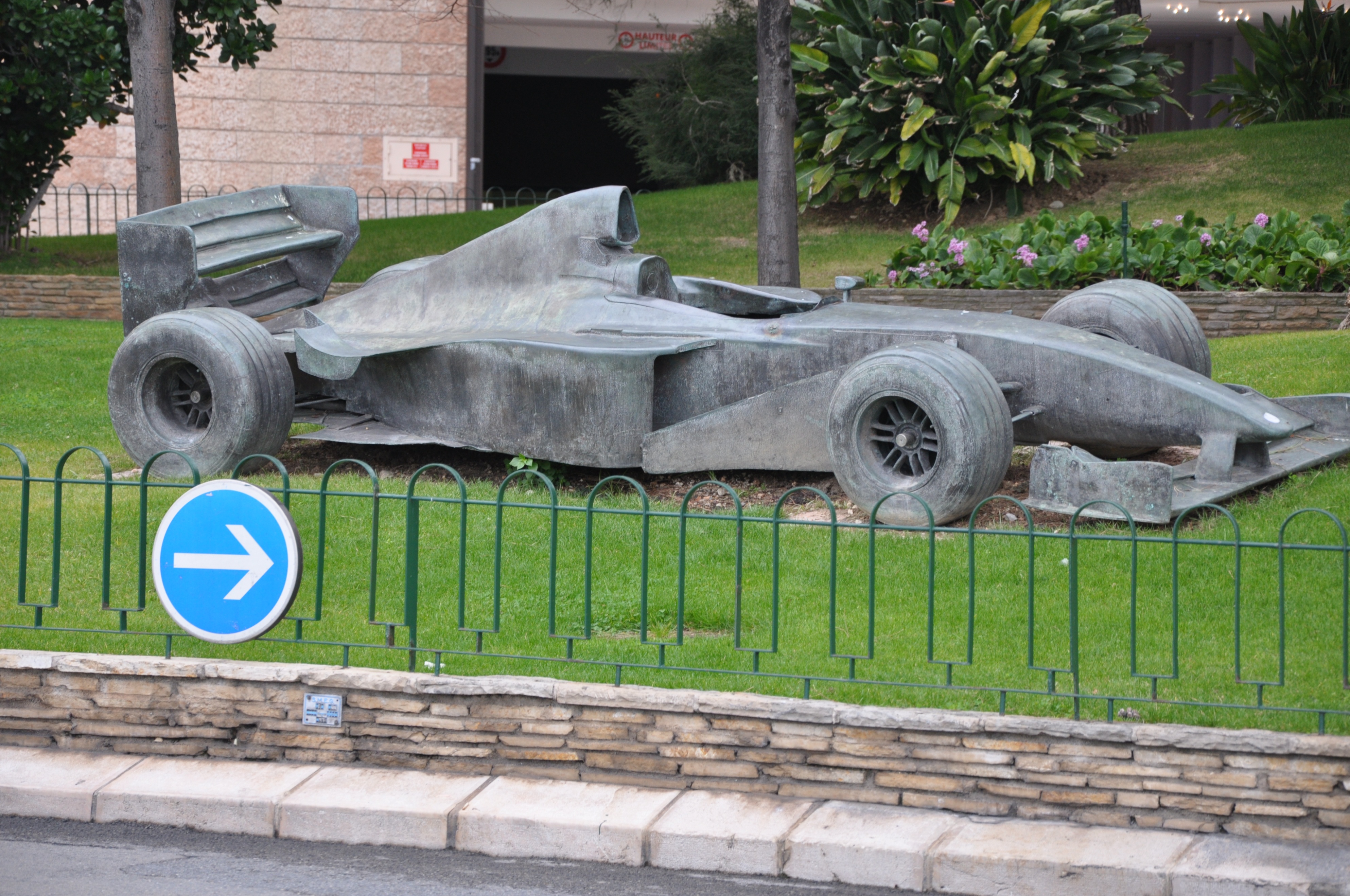 摩纳哥：拥有巨大财富的世界第二小国家，奢华的旅游度假胜地