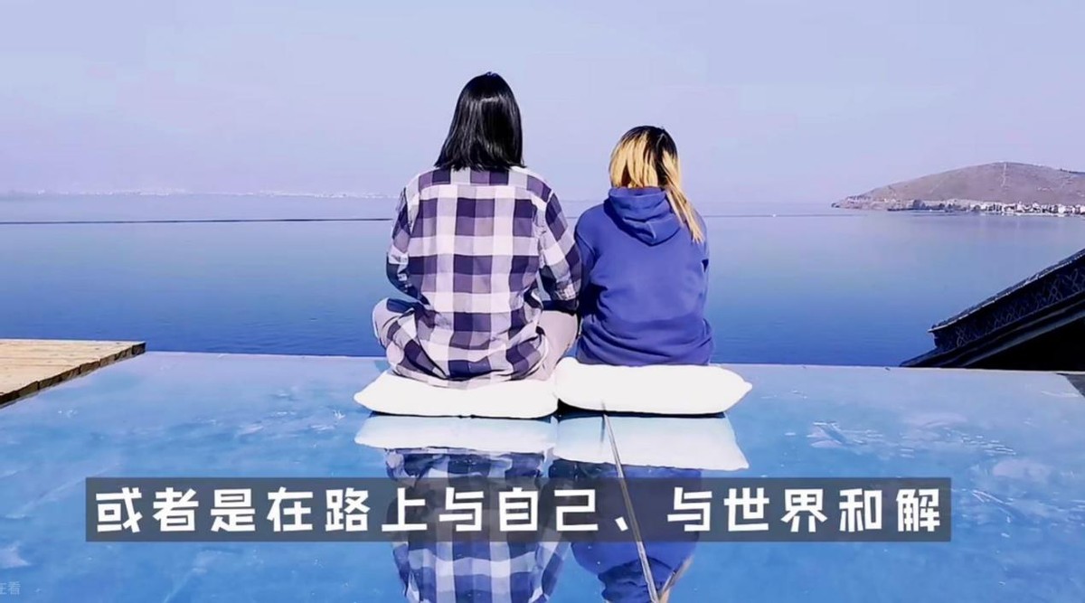 90后女孩断舍离家仅剩6件家具,80平方断舍离六件家具