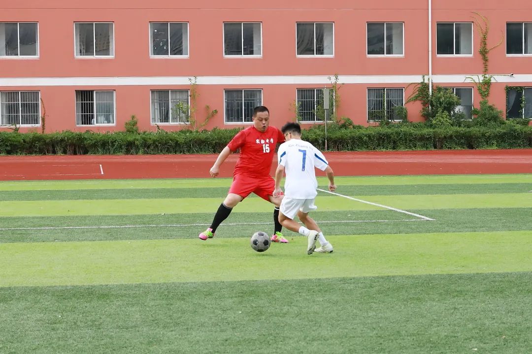 实验梧桐学校足球比赛,实验中学足球比赛