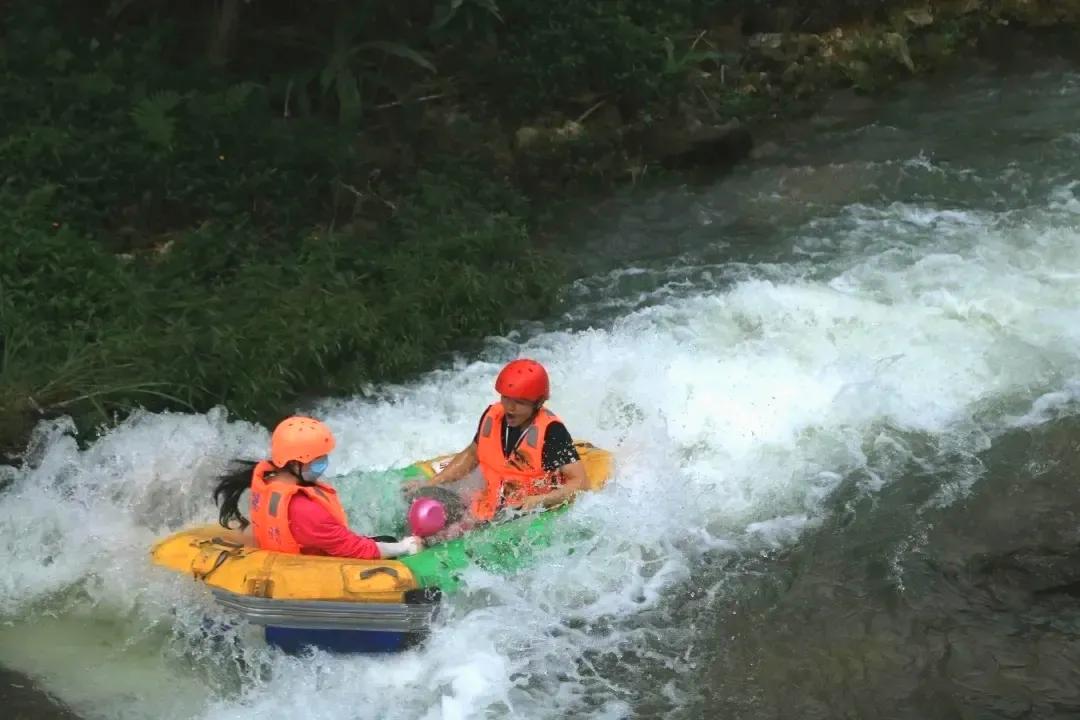 清远英德老虎谷溶洞漂流,广州出发清远三天两夜旅游攻略