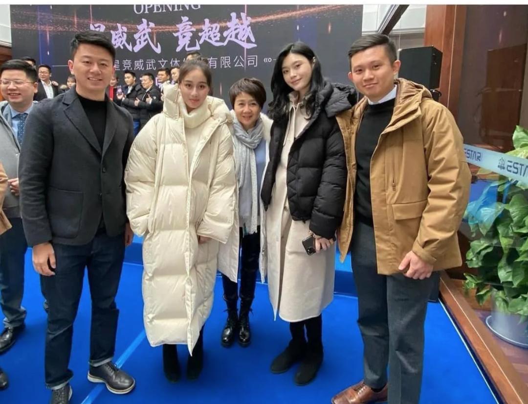 蓝琼缨因为什么去世,赌王二太蓝琼缨传奇的一生