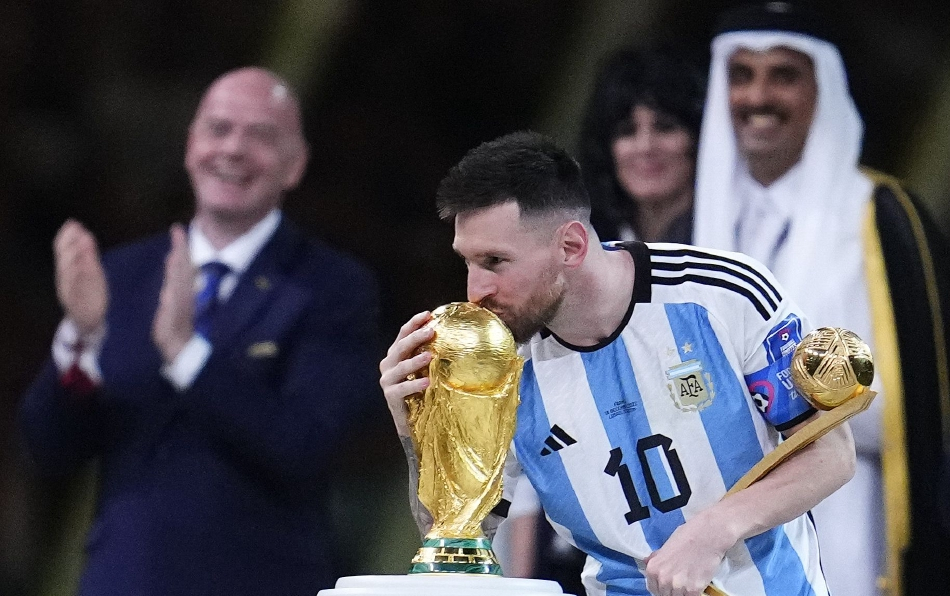 就差直接开枪了，法国球迷网暴黑人球员，称他们不配做法国人