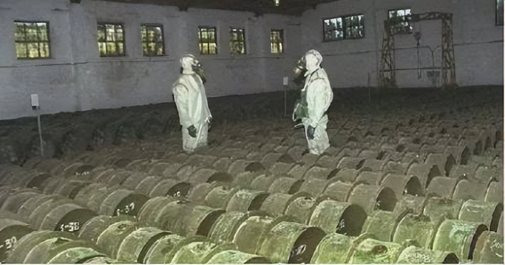 恶魔的*器武**—二战日本化学毒气