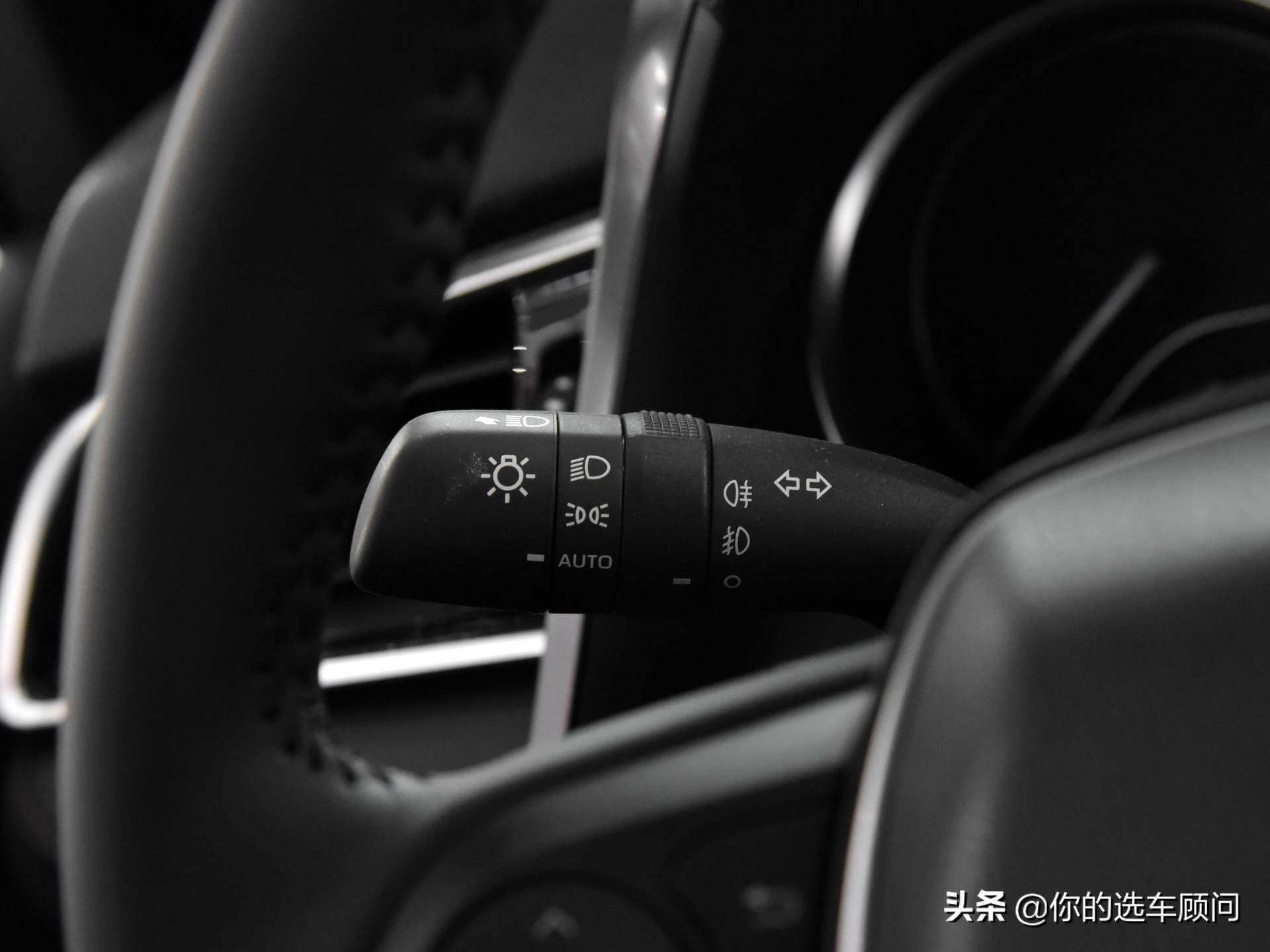 凯美瑞二手车保值率,b级车销冠凯美瑞2.5运动版价格