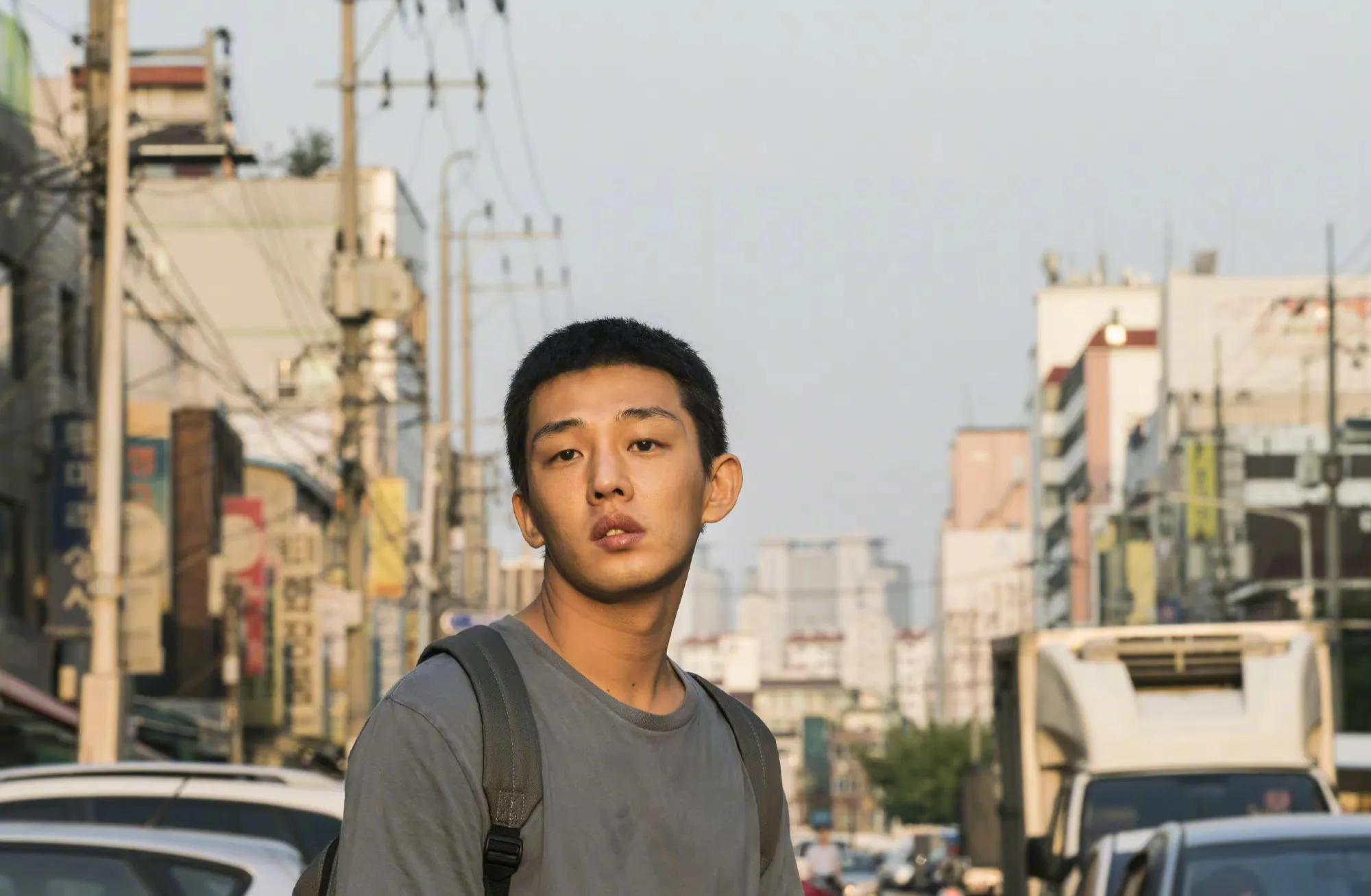 刘亚仁吸毒颁奖视频,刘亚仁分别是靠什么获得影帝视帝