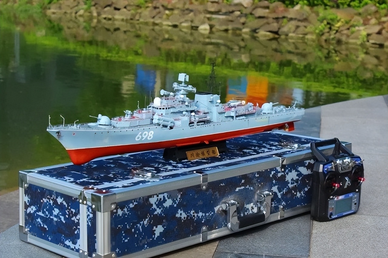 美国军舰仿真模型图片,制作美国军舰模型