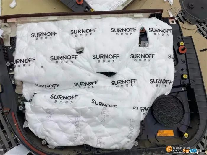 别克君威换密封条,别克君威隔音密封条